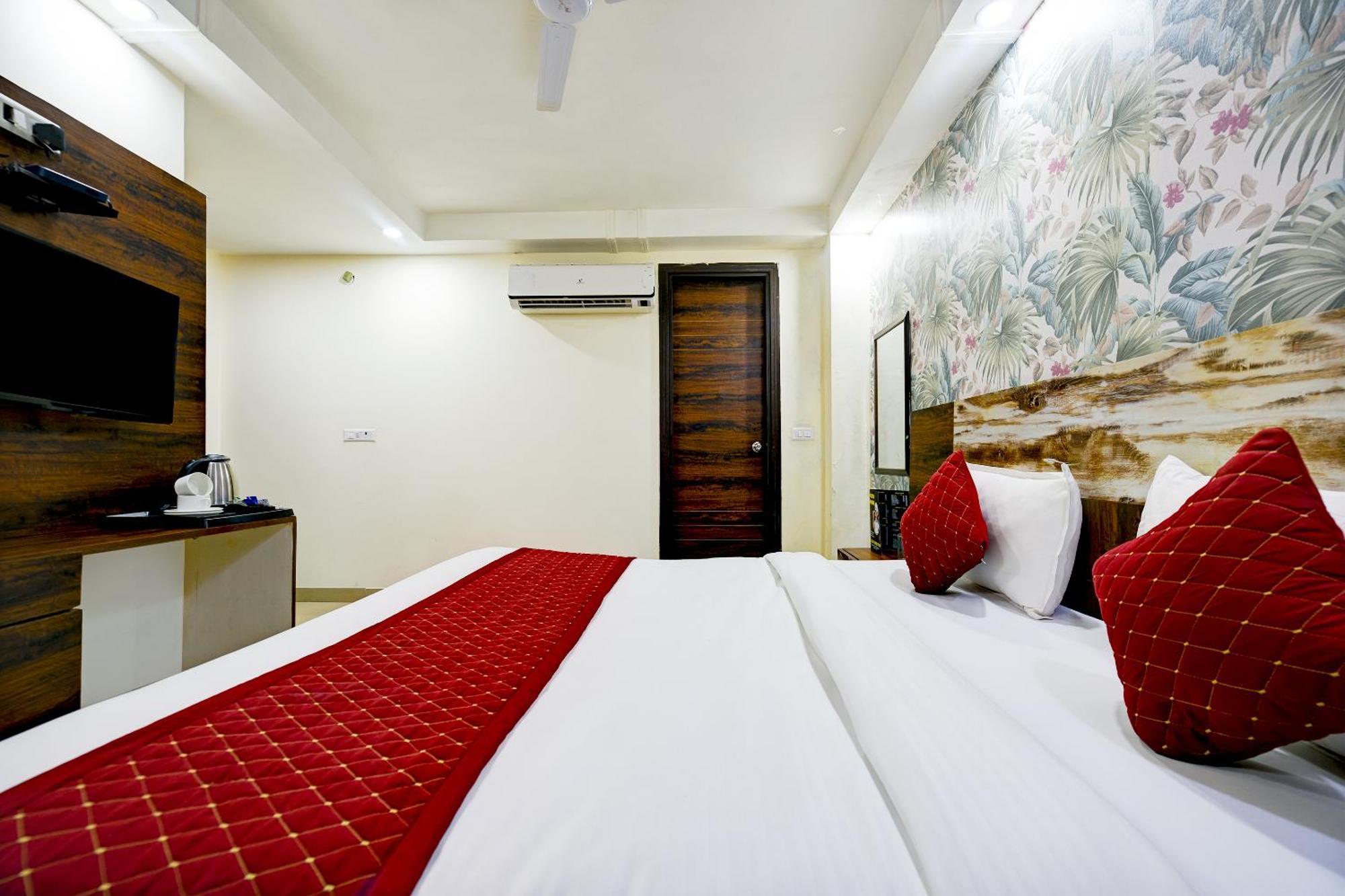 The Ocaen Near Delhi Airport Hotel New Delhi